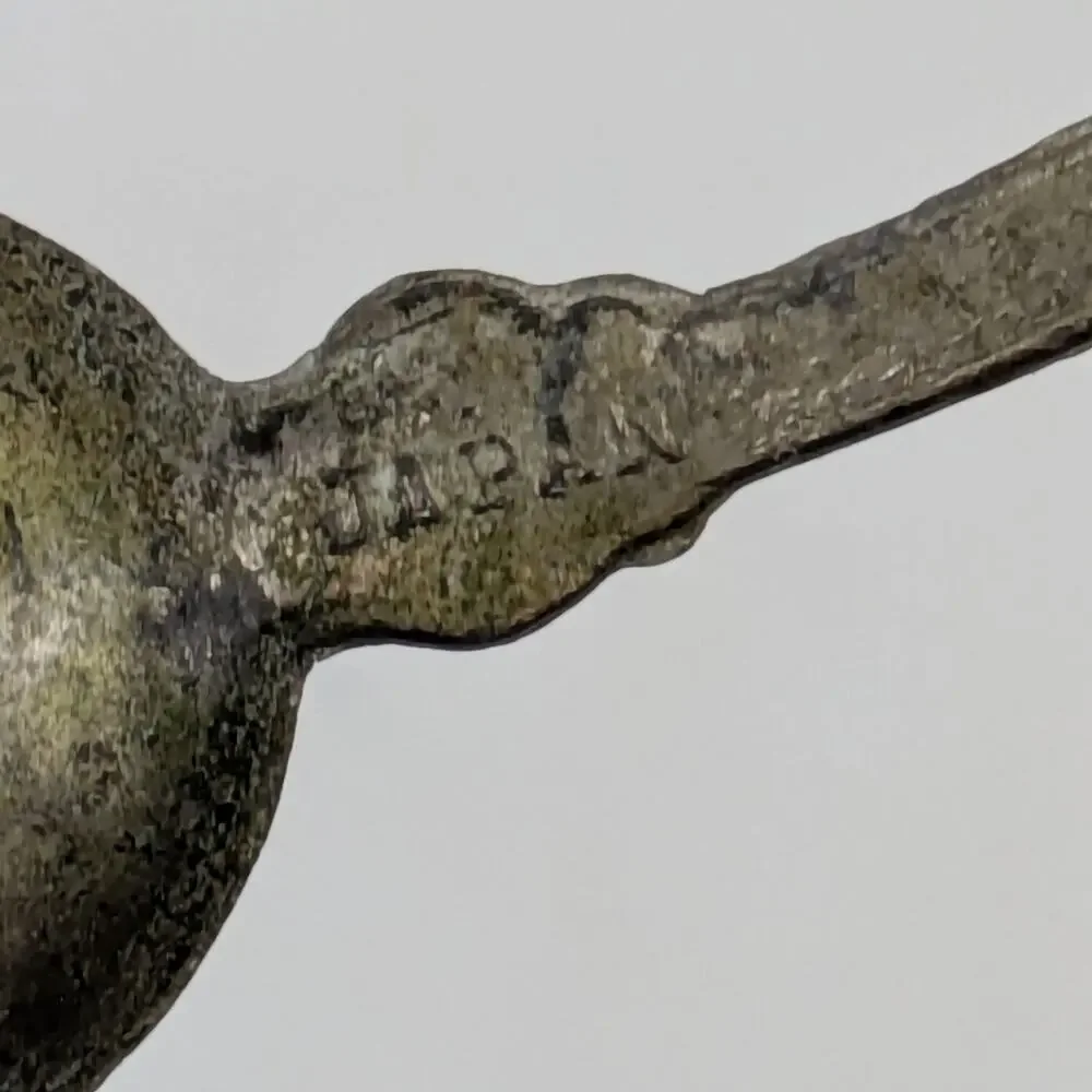Unbranded vintage spoon